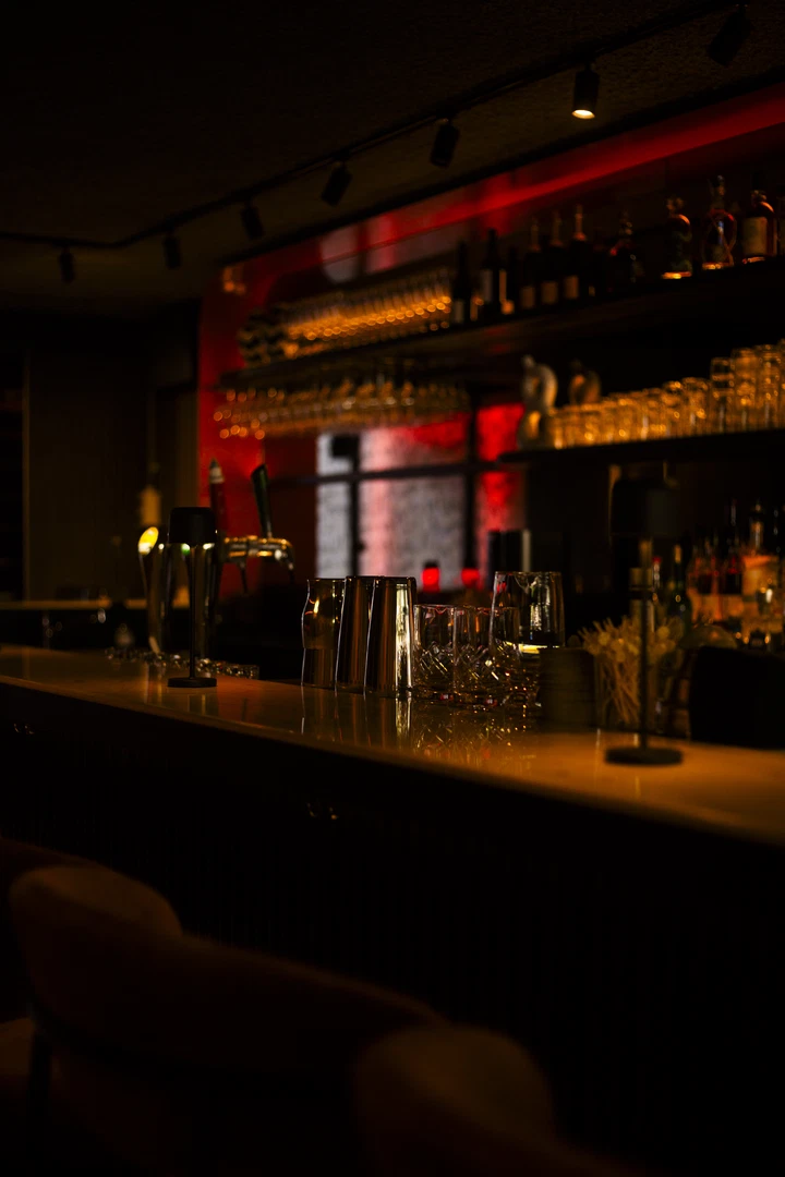 De bar van Alba